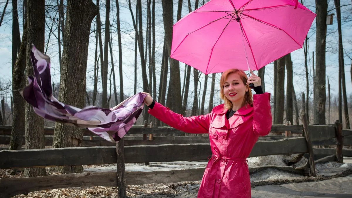 Rainy Spring Outfits You Can Wear Without Overthinking