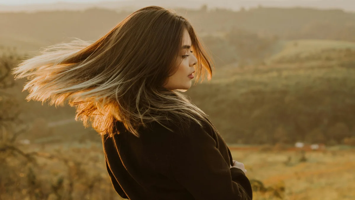 Medium Hair Layering Techniques for Thick, Fine and Wavy Hair