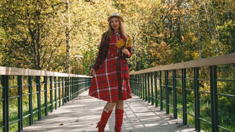 Strawberry Red Summer Outfits Across Aesthetics — Coastal, Boho, Chic, and More