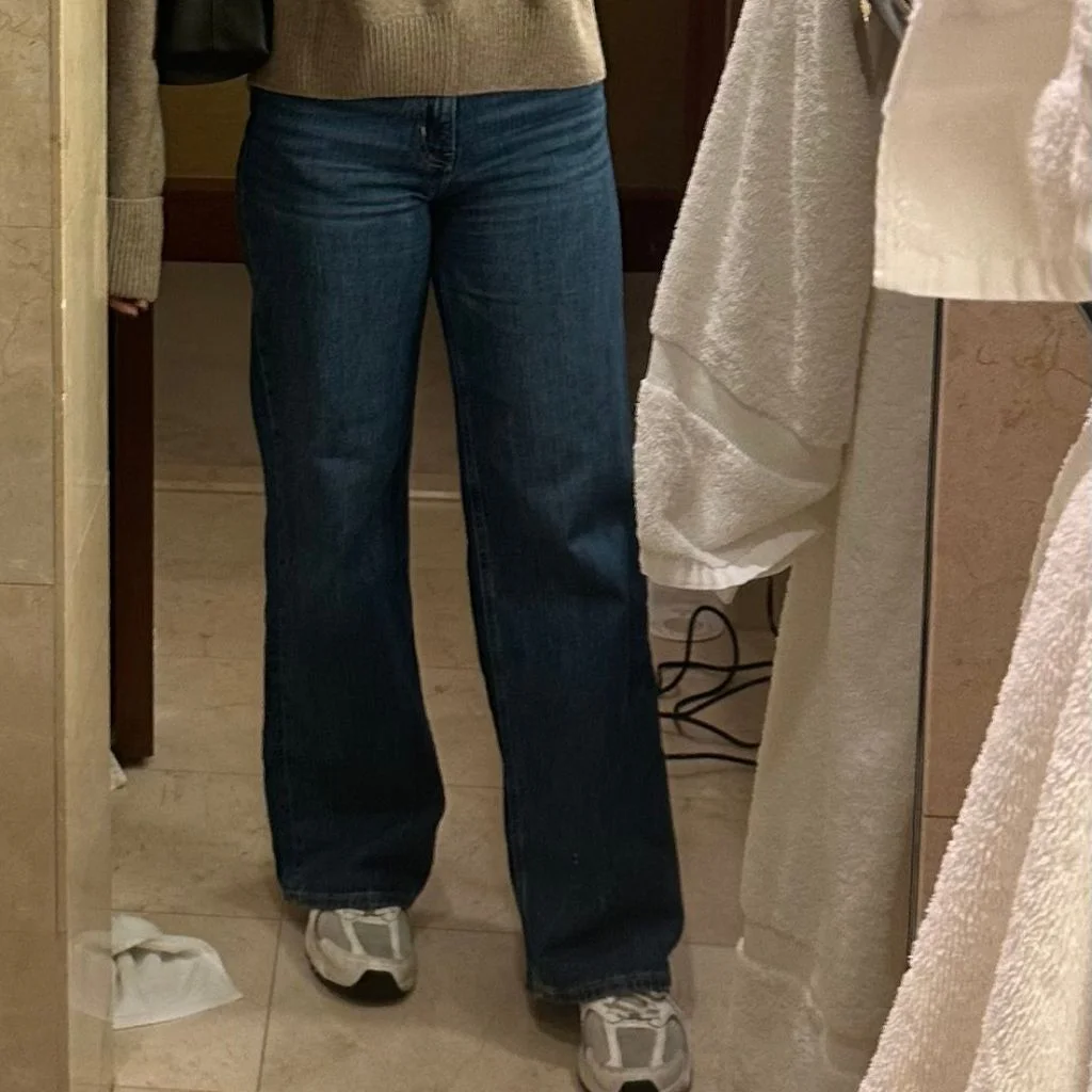 Barrel Leg Jeans Still Hold Their Ground