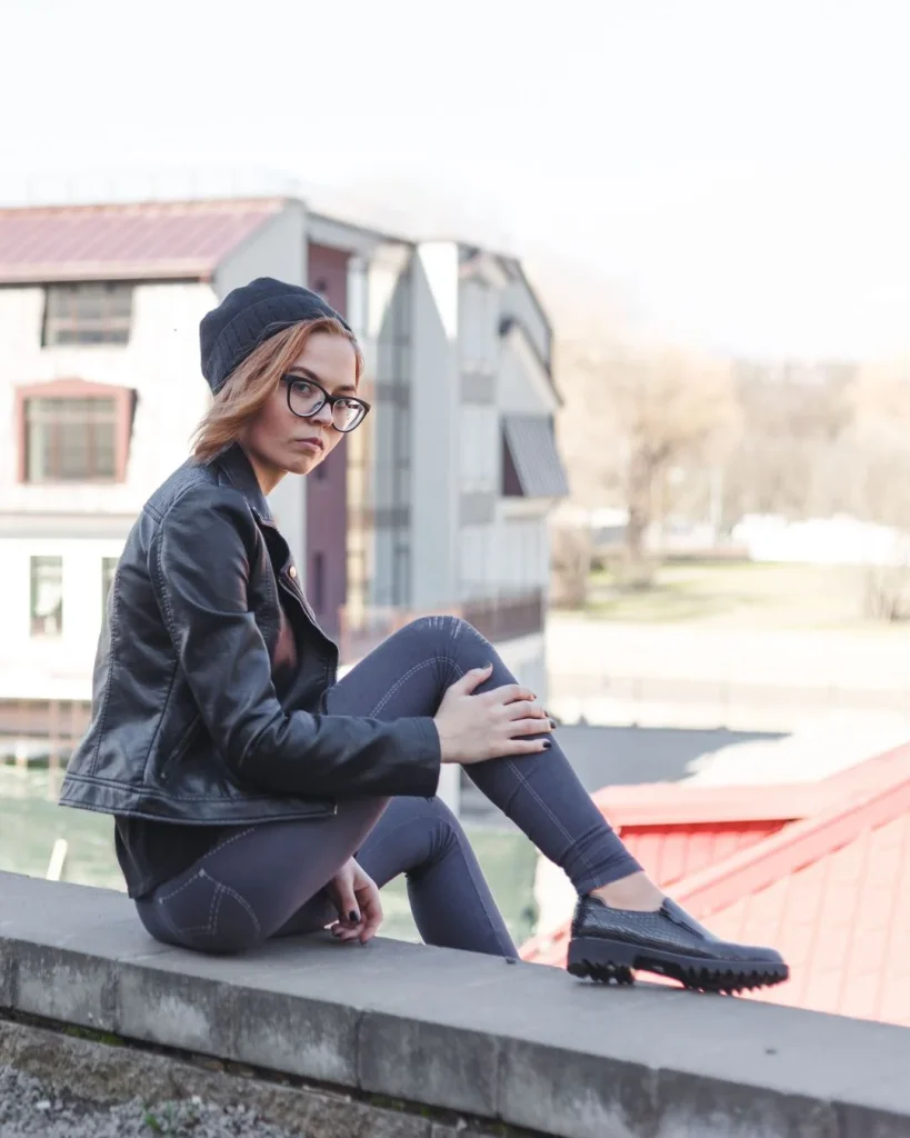 Skinny Jeans With Loafers and a Knit Top