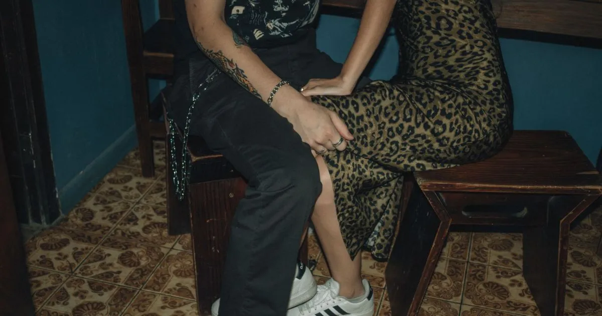 Cheetah Print Outfits Styled With Denim, Black and Camel for Easy Everyday Looks