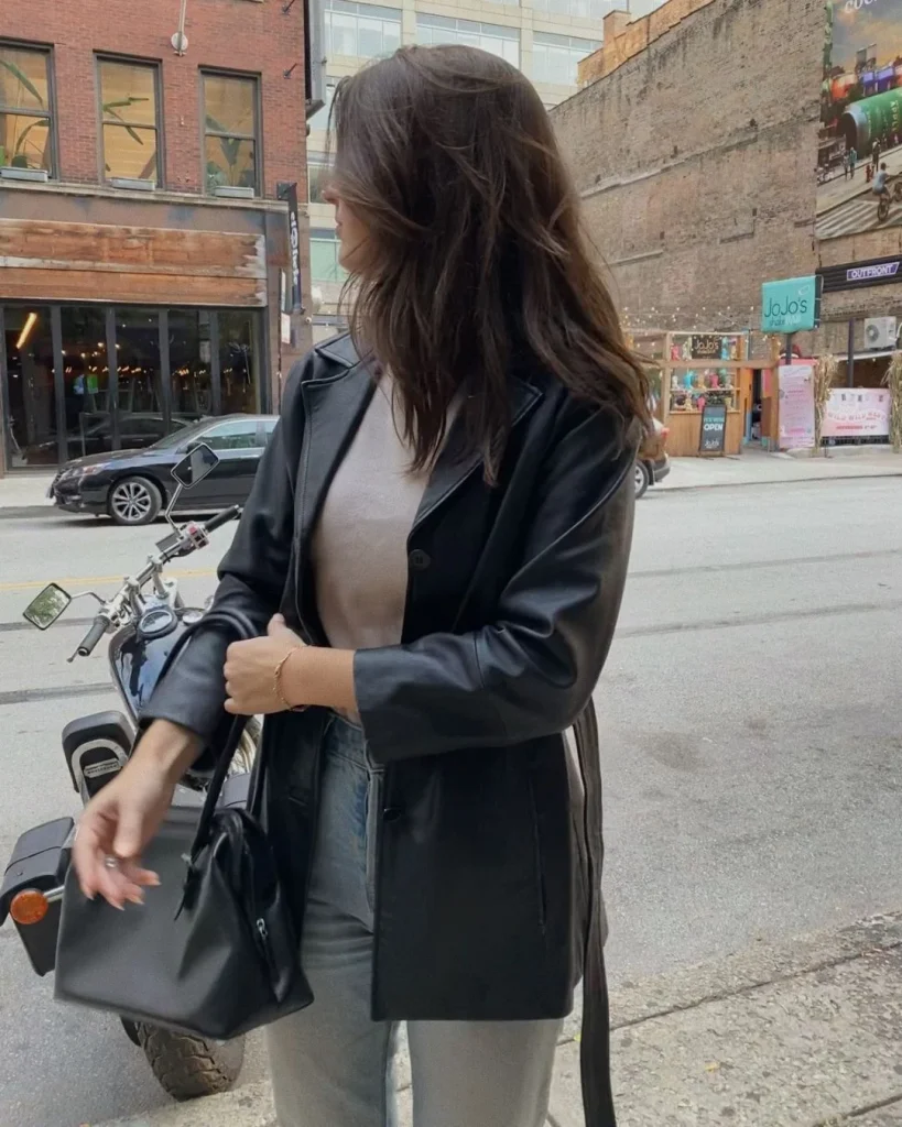 How to Choose the Perfect First Date Outfit