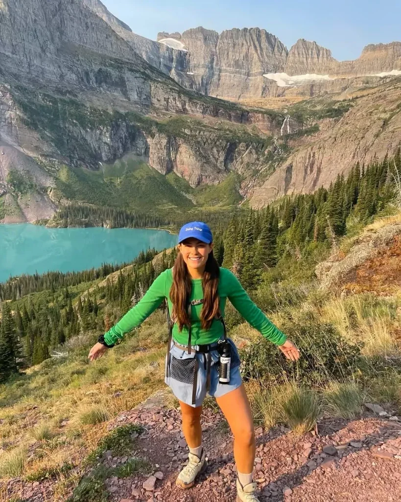 woman hiking coastal trail summer outfit