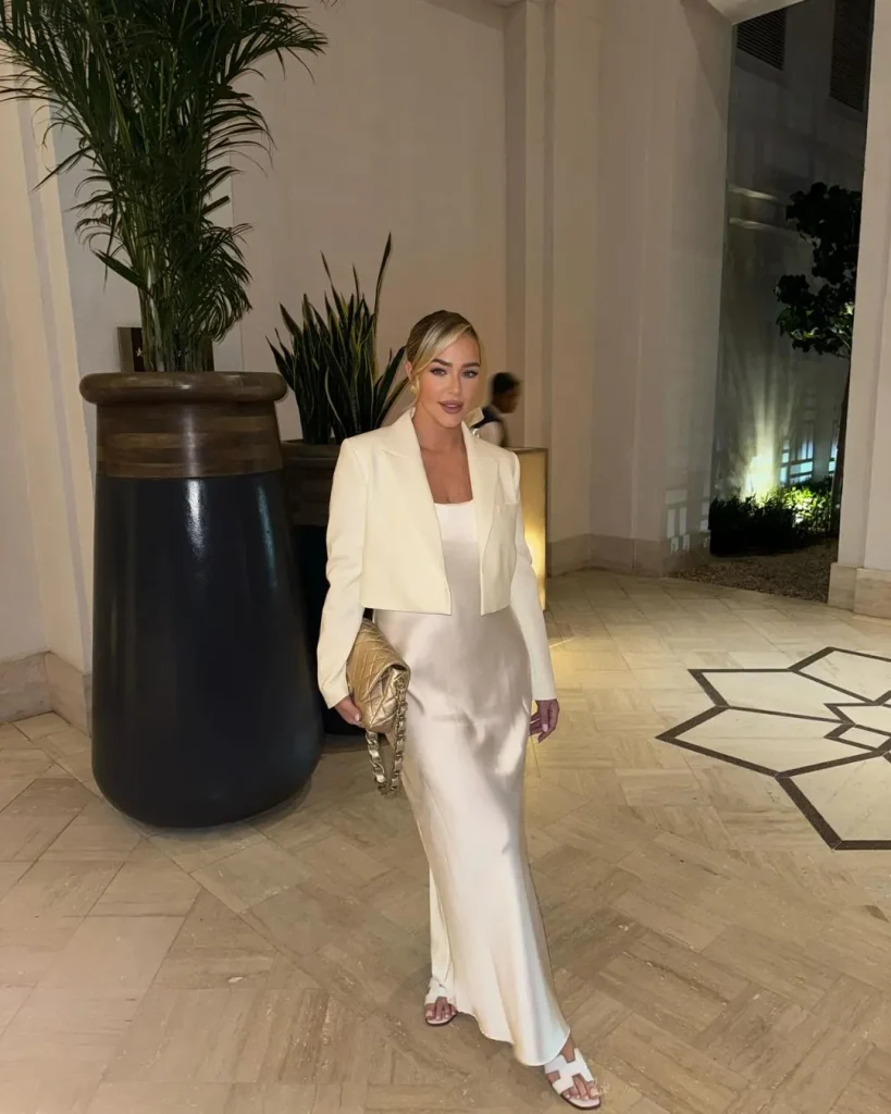 woman smart casual evening dinner